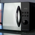 Four - Micro onde digital porte en verre 20L 800W White ( PYRAMIDEA )